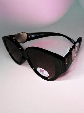 Juicy Couture Black Cat-Eye Sunglasses with Heart Accents